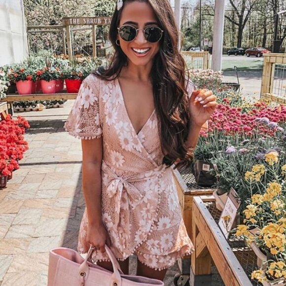 🦋 GOODNIGHT MACAROON Vincy Pink Floral Laced Wrap Mini Dress Coquette Small - Picture 1 of 5